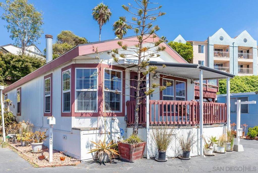 Oceanside, CA 92054,120 Sherri Ln