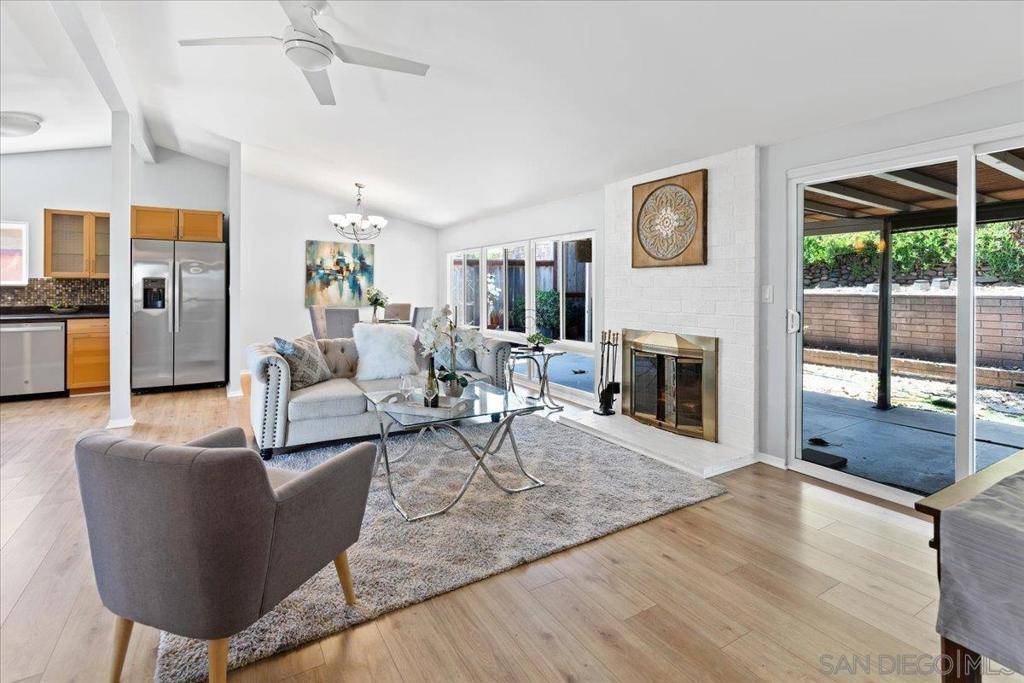 San Diego, CA 92123,9021 Ronda Ave