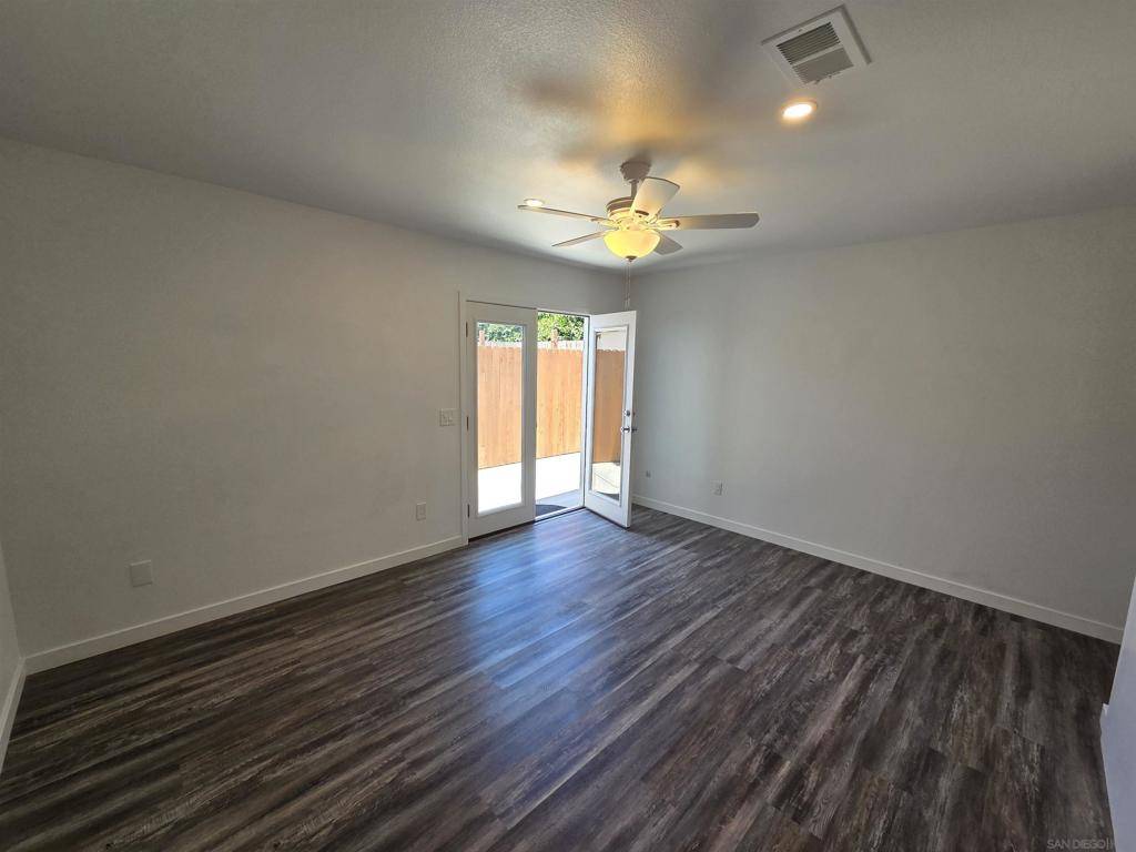 San Diego, CA 92154,1078 Fuchsia Lane
