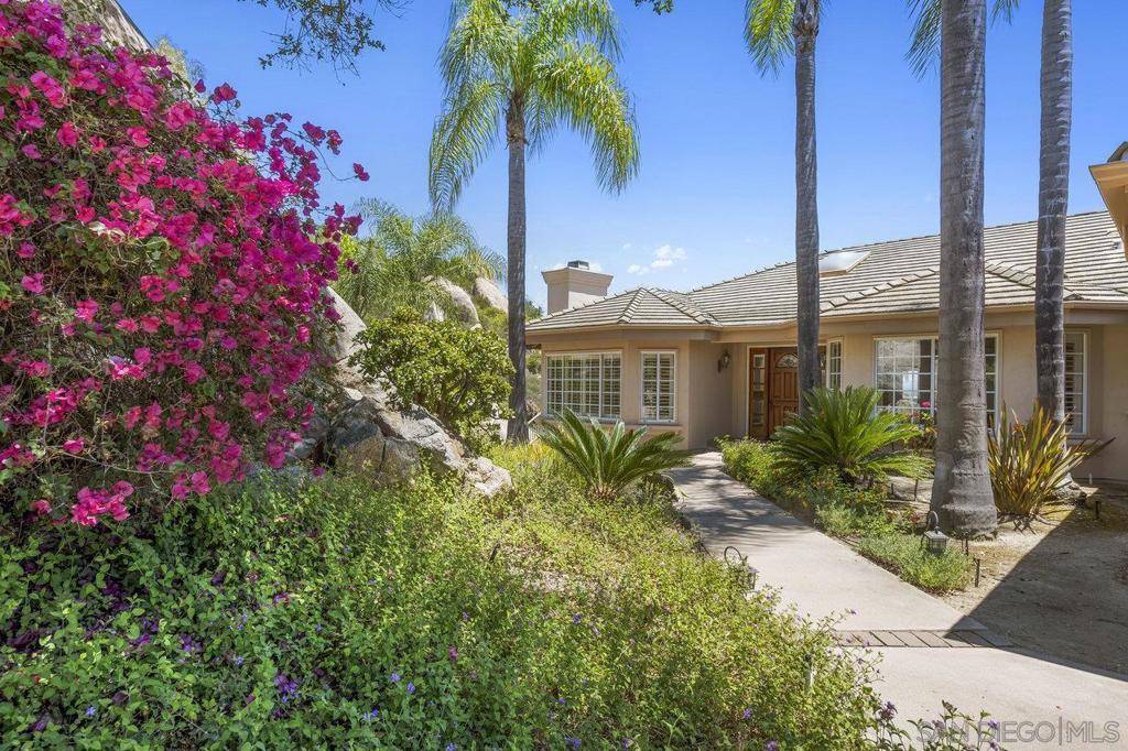 Escondido, CA 92026,27754 High Vista Dr