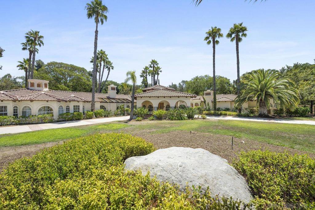 Poway, CA 92064,17601 Valle Verde