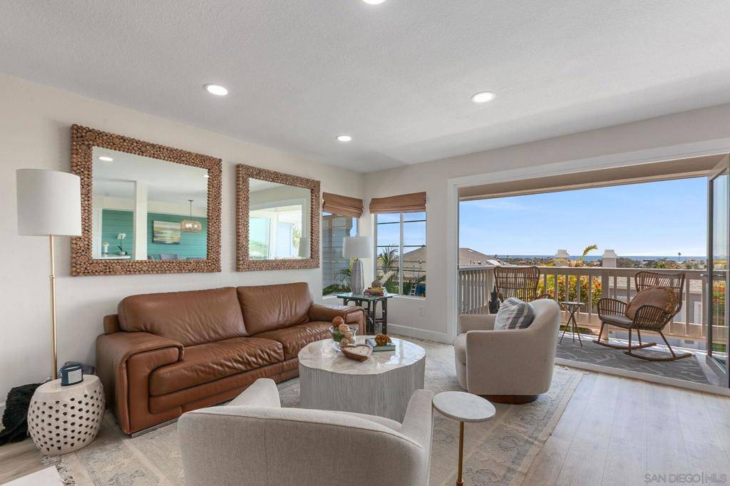 Encinitas, CA 92024,579 Hygeia Ave #A