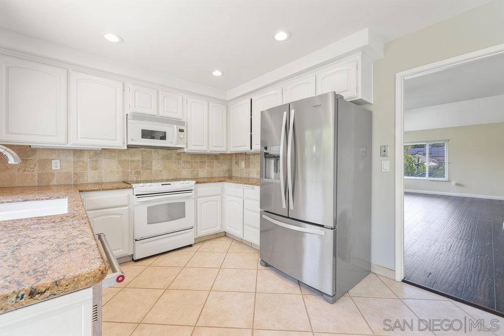 Oceanside, CA 92056,3576 Ridge Rd