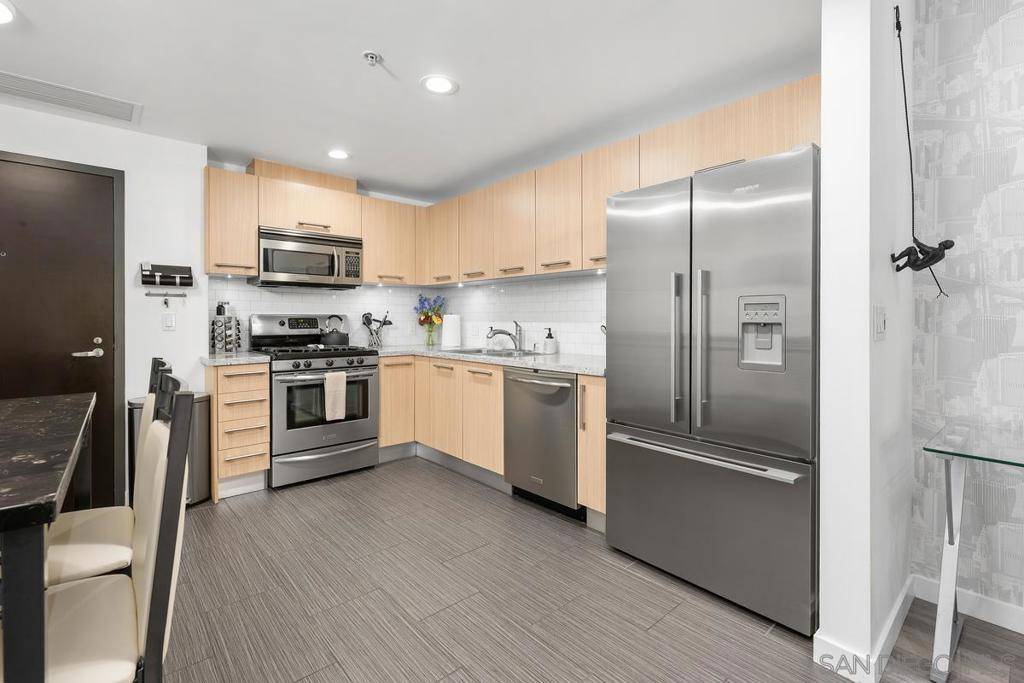 San Diego, CA 92101,1431 Pacific Highway #113