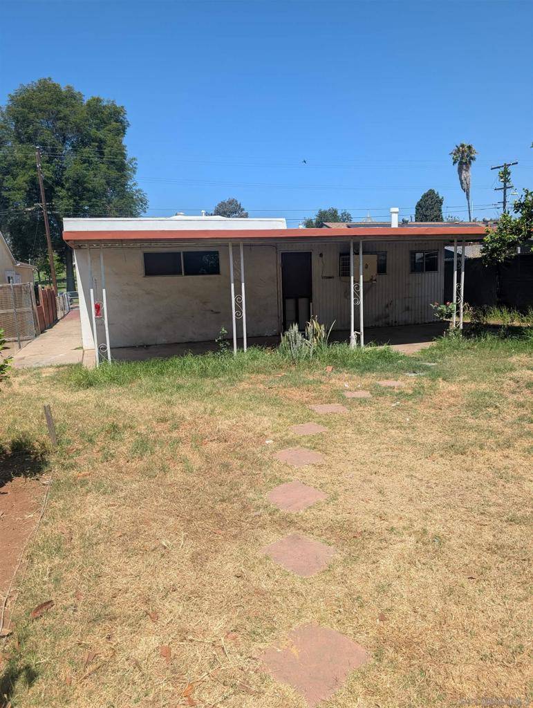 San Diego, CA 92102,1121 46Th St