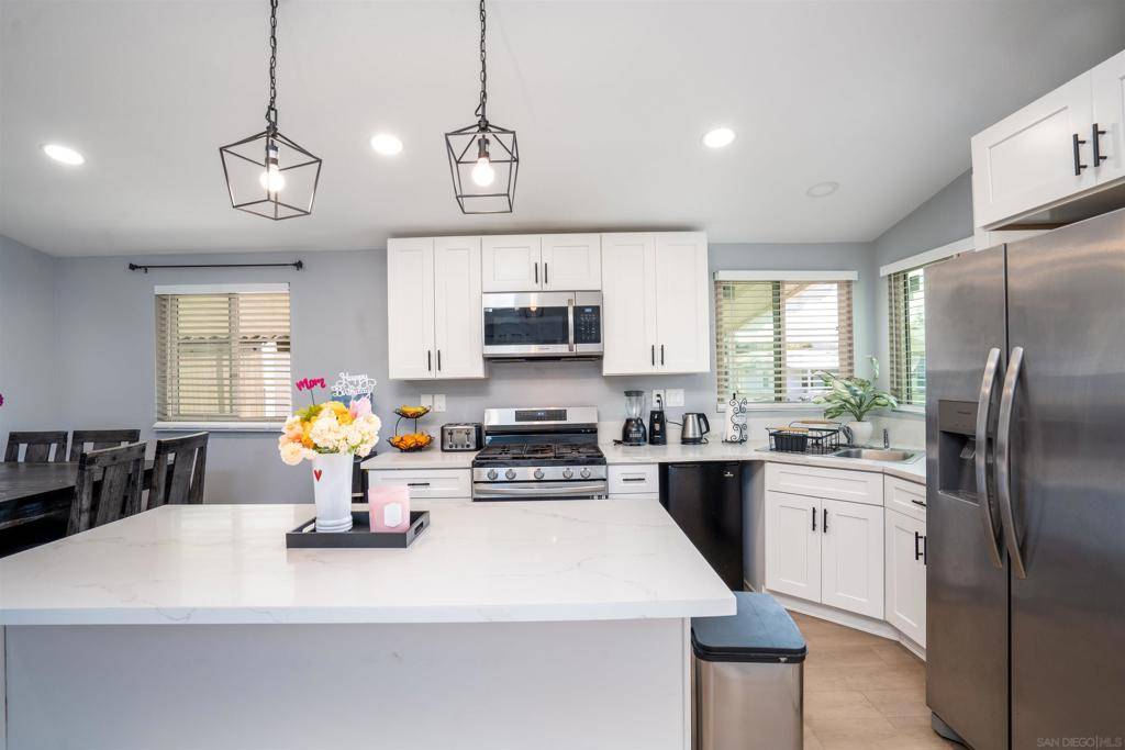 Poway, CA 92064,13103 Corona Way