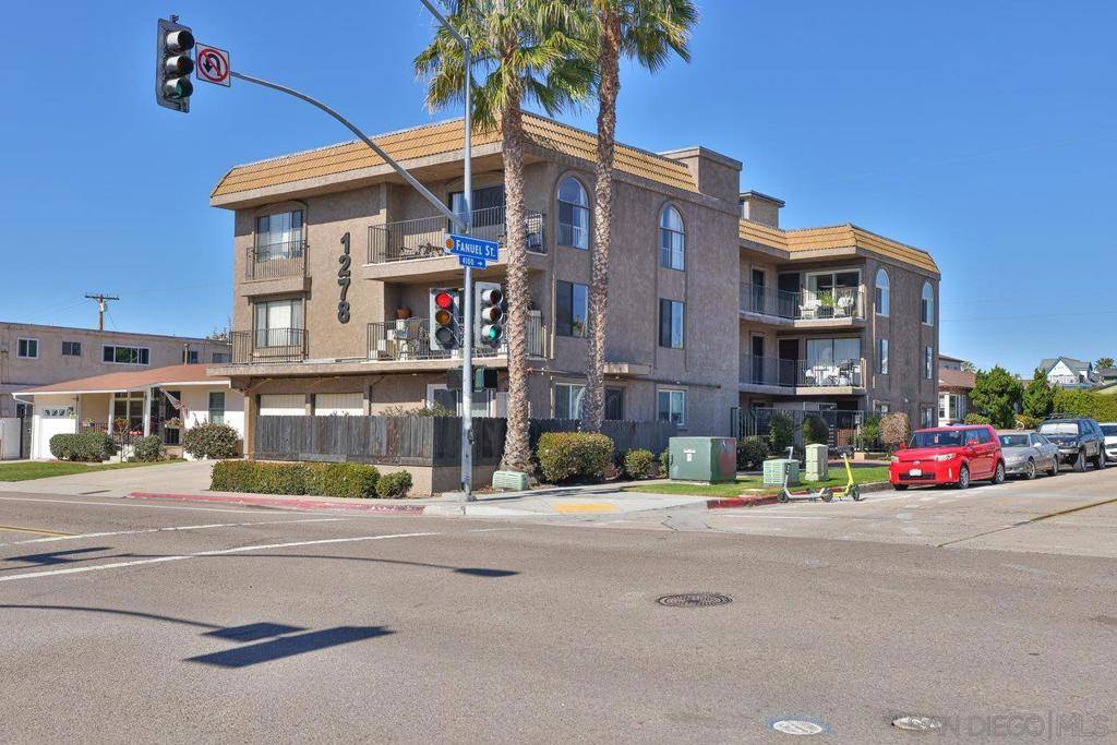 San Diego, CA 92109,1278 Pacific Beach Dr #7