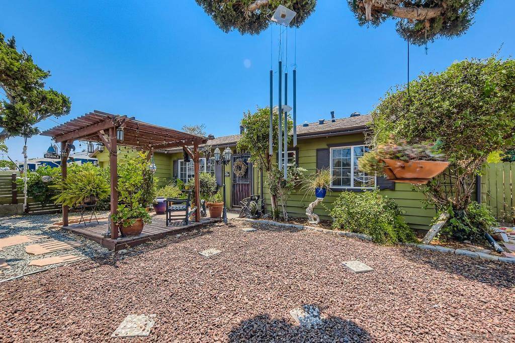 Santee, CA 92071,9802 SETTLE ROAD