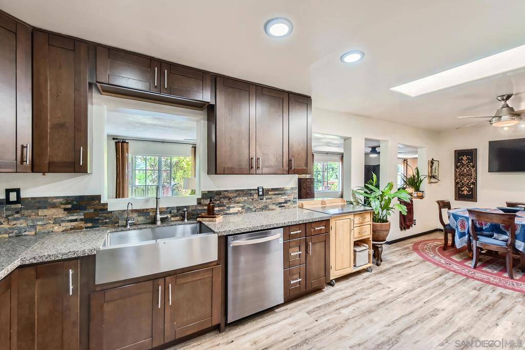 Santee, CA 92071,9802 SETTLE ROAD
