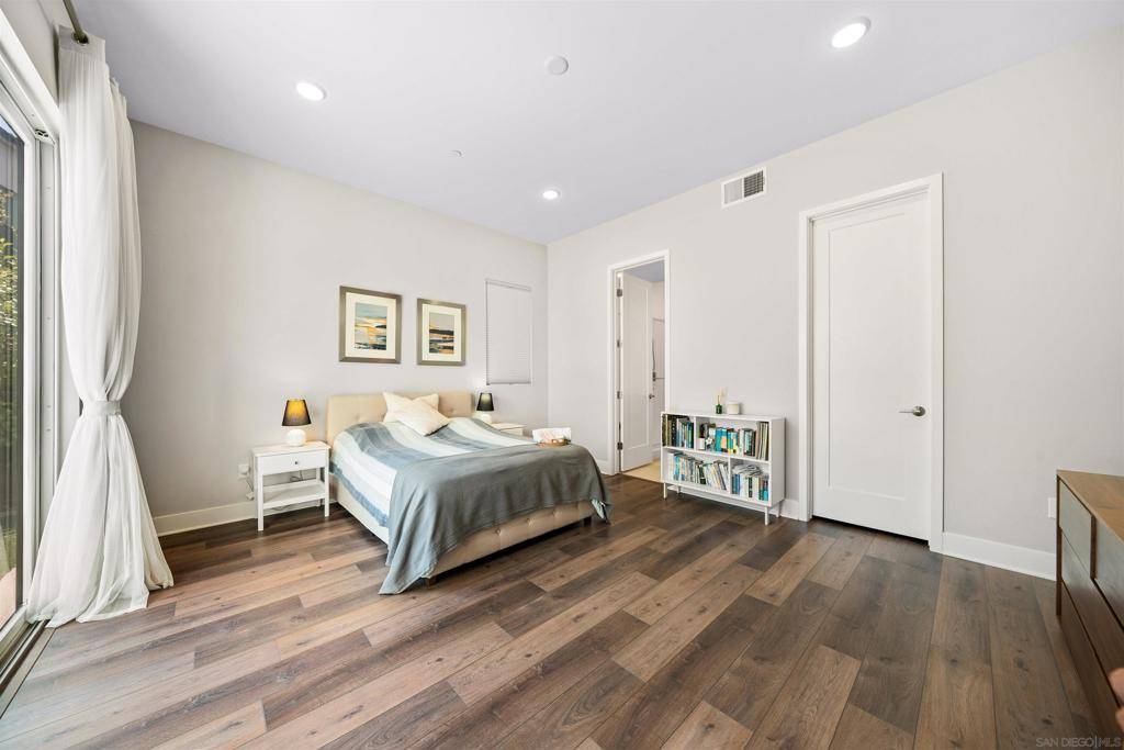 San Diego, CA 92130,5347 Morning Sage Way