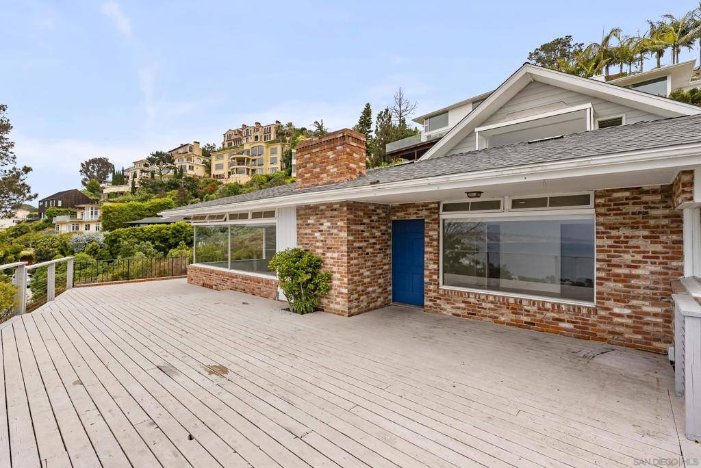 La Jolla, CA 92037,1703 Castellana Rd