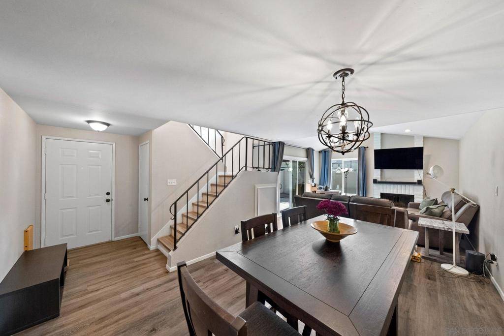 Santee, CA 92071,9560 Frank Way