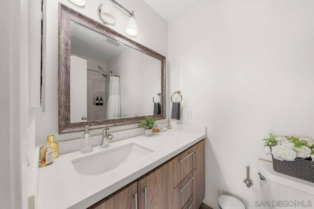 La Mesa, CA 91942,5800 Lake Murray Blvd #68