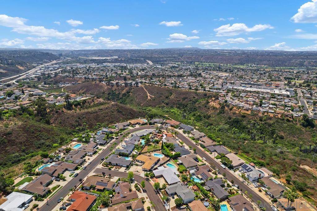 San Diego, CA 92120,5824 Kent Pl
