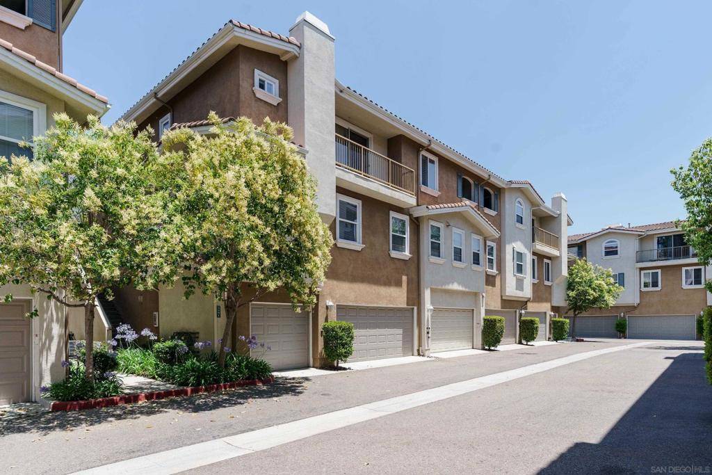 San Diego, CA 92128,13039 Evening Creek Dr S #36
