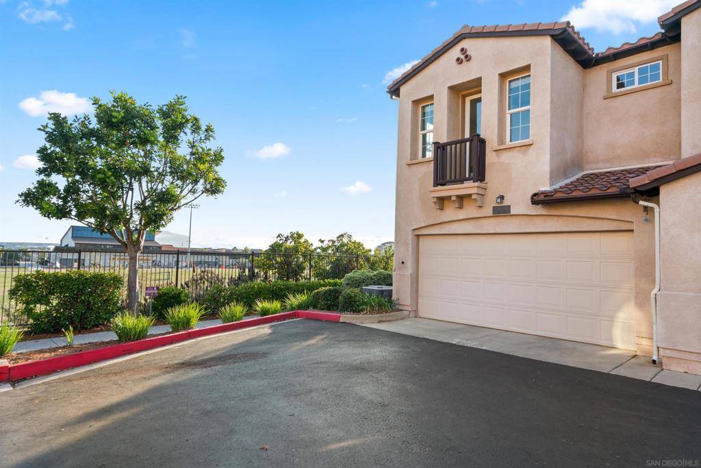 San Diego, CA 92130,6102 Alida Row