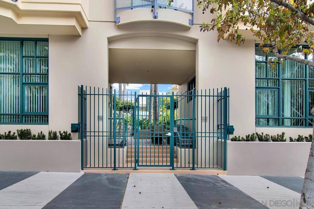 San Diego, CA 92101,531 Front St