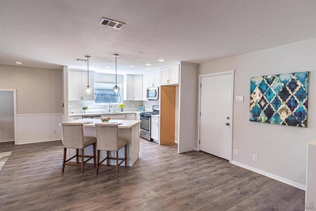 Escondido, CA 92026,1734 Katy Pl