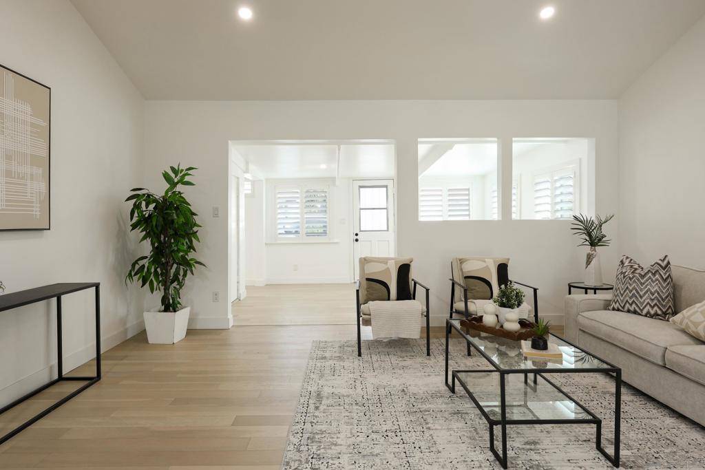 Oceanside, CA 92057,3660 N Vista Campana #15