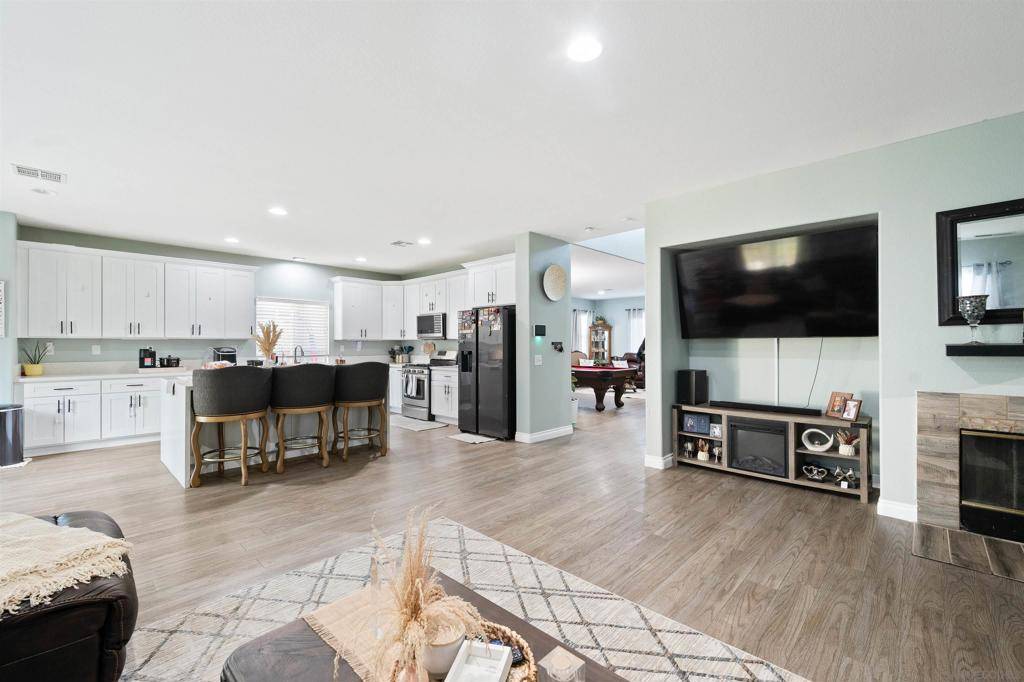 Murrieta, CA 92563,29330 Wrangler Dr