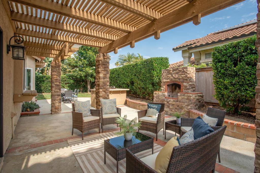Vista, CA 92081,2009 Applewood Ln
