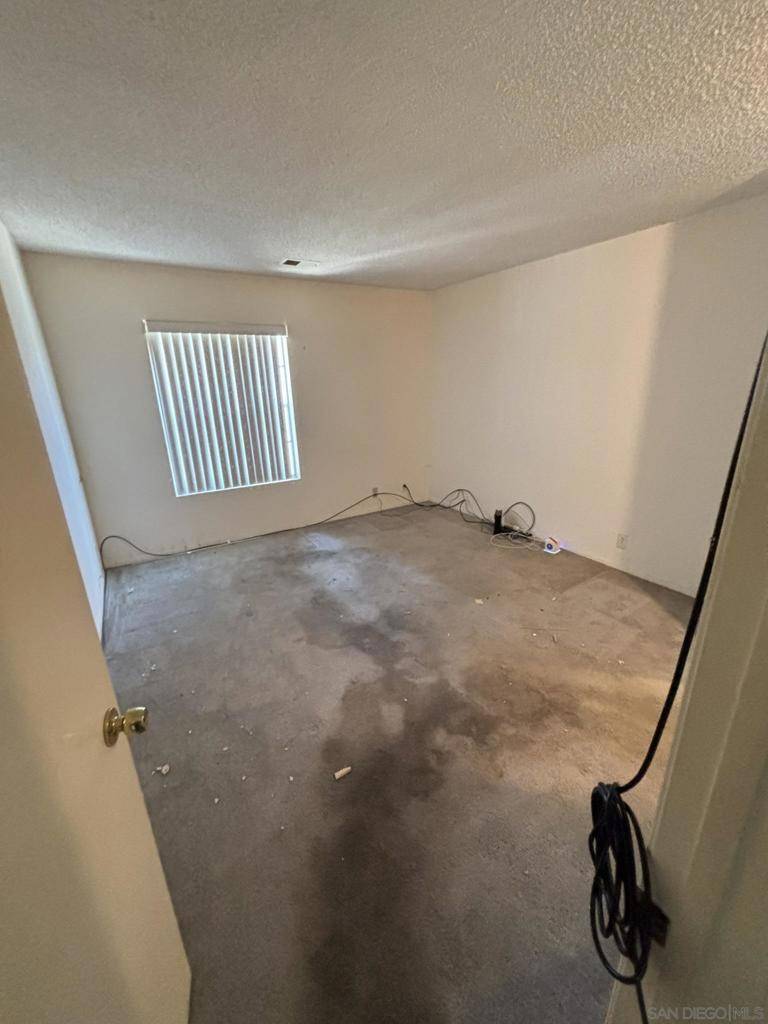 San Diego, CA 92126,10656 Aderman Avenue #28