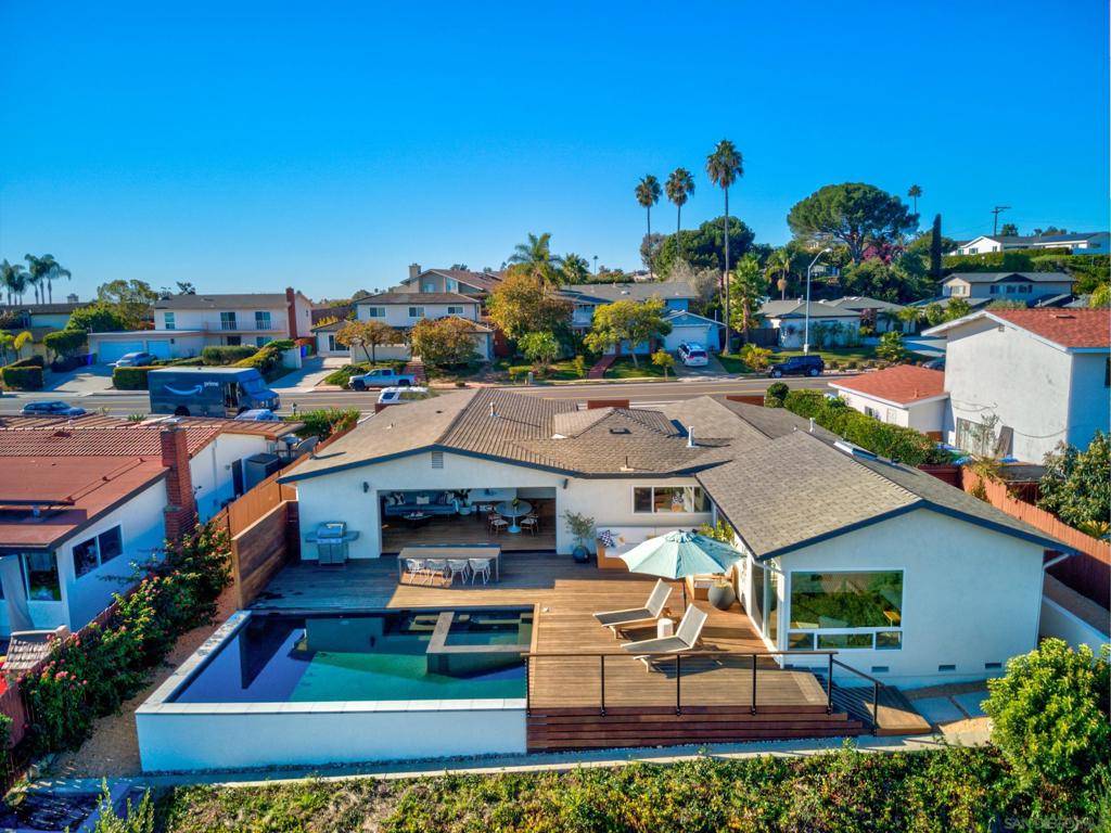 La Jolla, CA 92037,5745 Soledad Mountain Road