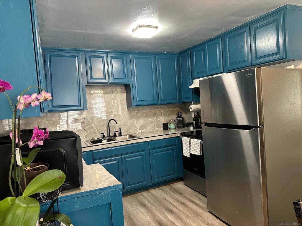 Ramona, CA 92065,742 A St #1