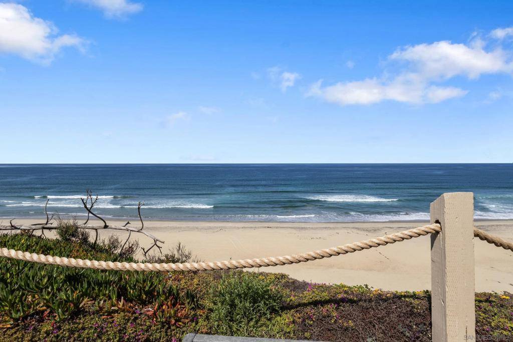 Solana Beach, CA 92075,573 S Sierra #10