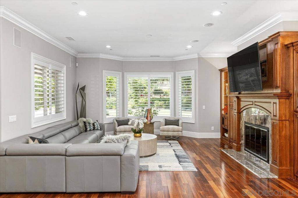 13391 OLD WINEMASTER COURT Poway, CA 92064