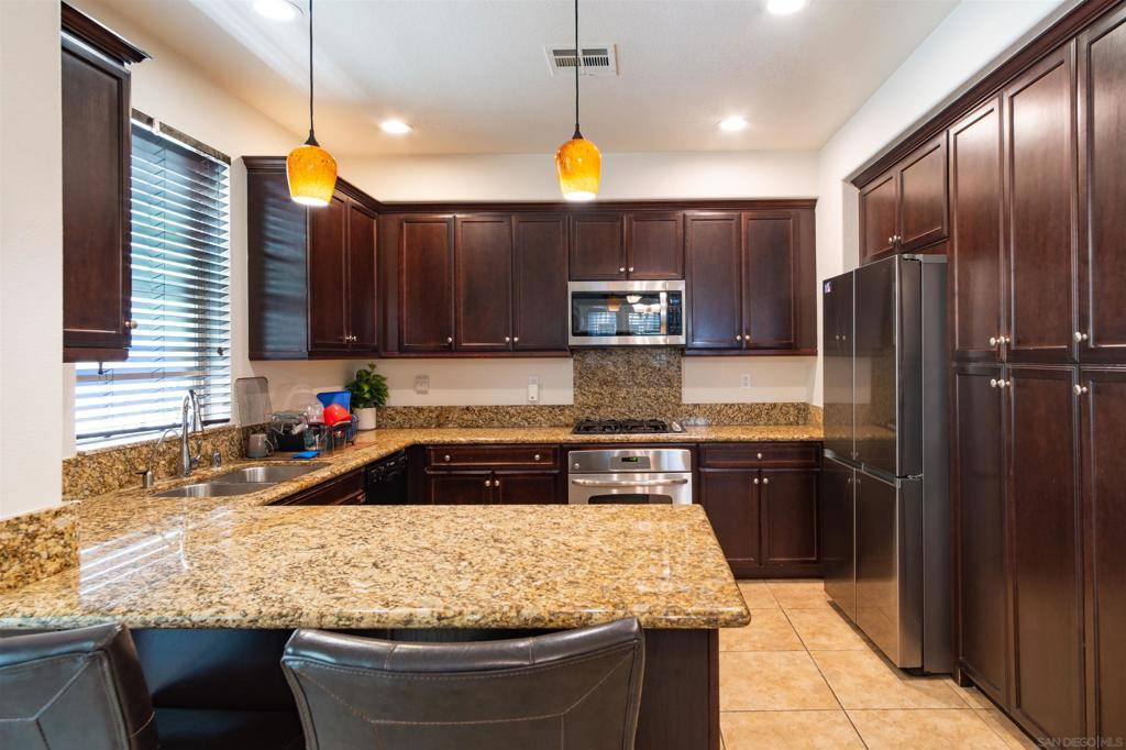 Chula Vista, CA 91913,1808 Cyan Lane