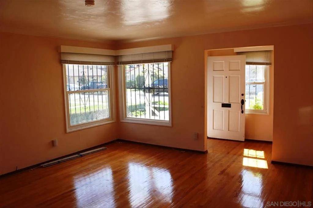 San Diego, CA 92115,4753 Choctaw Dr.