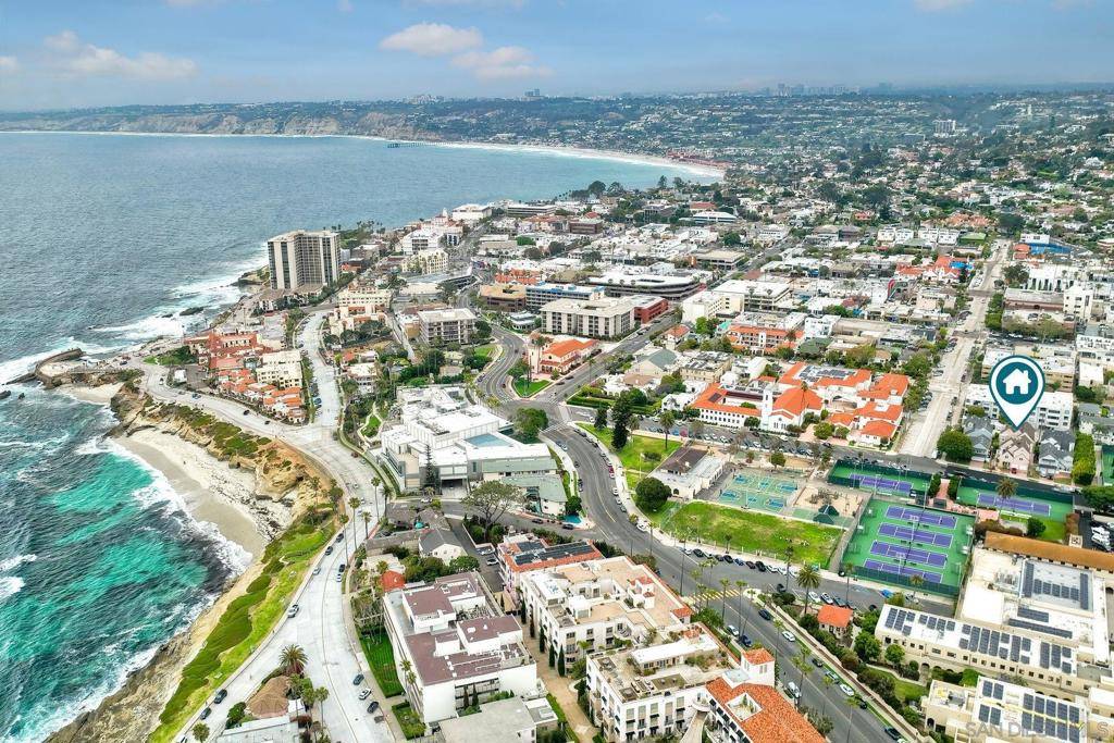7635 Draper Avenue La Jolla, CA 92037