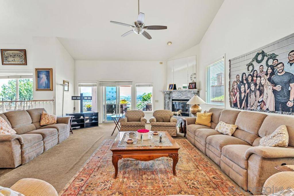 2257 Nielsen St El Cajon, CA 92020