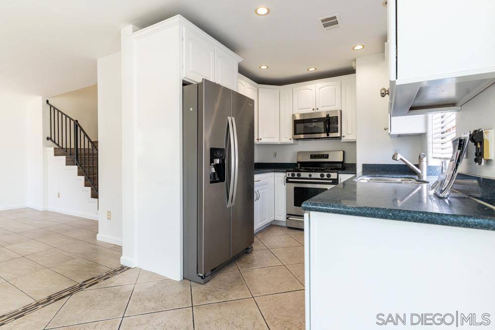 El Cajon, CA 92019,1465 E Lexington Ave #21C