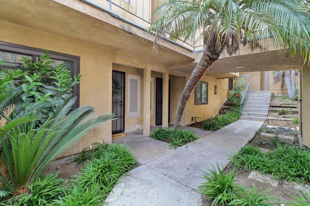 San Diego, CA 92110,5736 Lauretta St #2