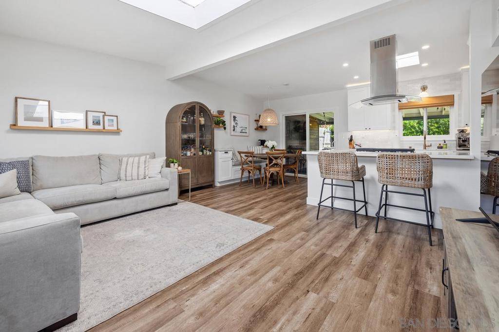 Imperial Beach, CA 91932,435 Cherry Ave