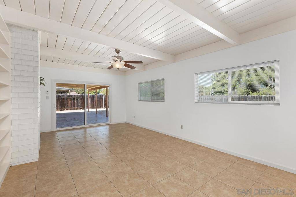 12939 Seiler St Poway, CA 92064