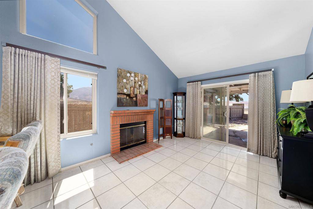 Spring Valley, CA 91977,10113 Fairhill Dr