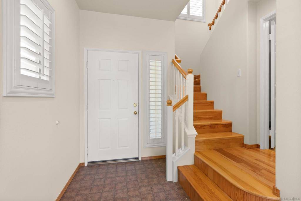 Rancho Santa Margarita, CA 92688,31 Paseo Viento