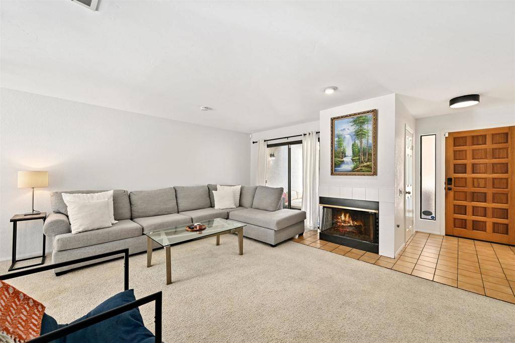 San Diego, CA 92117,4575 Chateau Dr