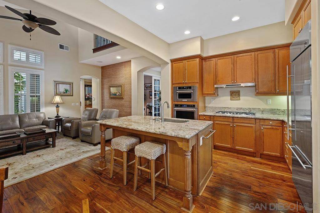 San Diego, CA 92106,2873 W Bainbridge Road