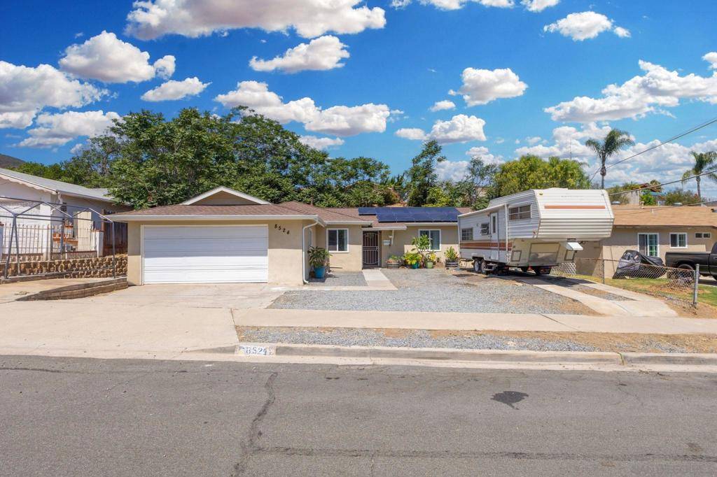 Santee, CA 92071,8524 Big Rock Rd