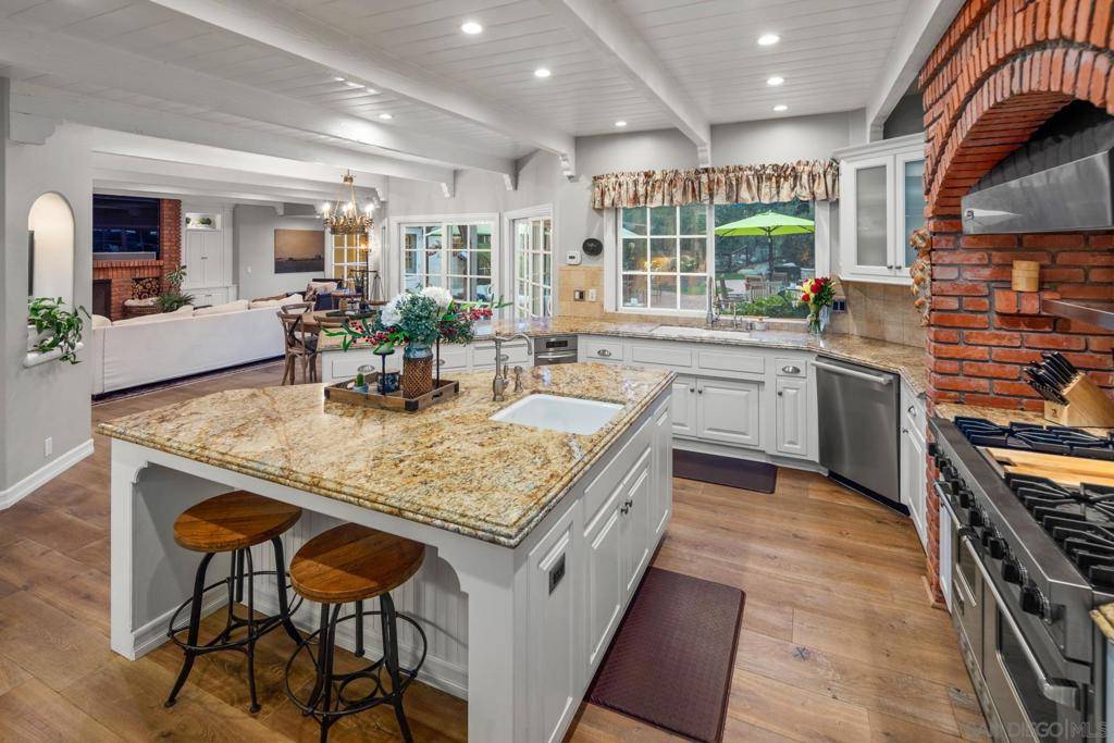 Rancho Santa Fe, CA 92067,6195 Avenida Picacho