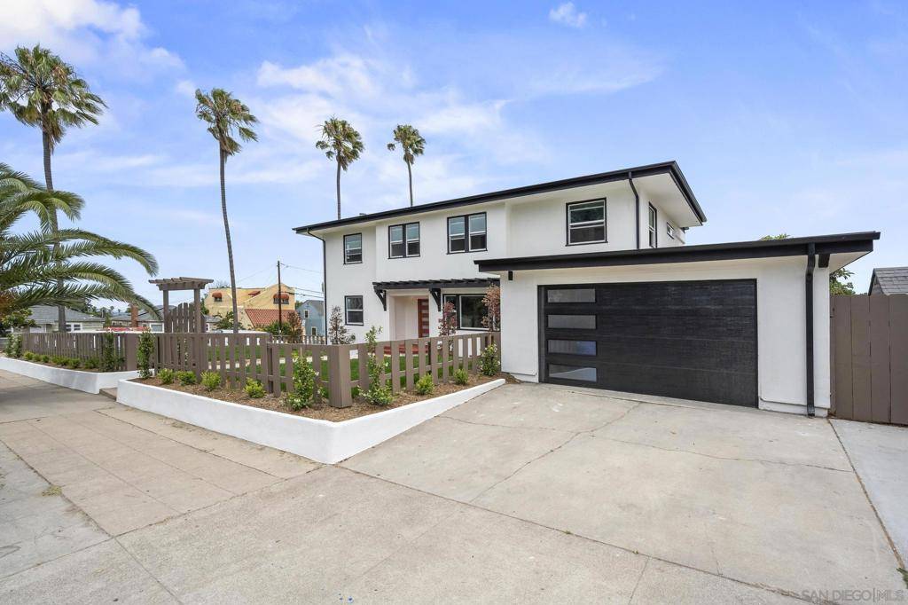 San Diego, CA 92107,4420 Voltaire Street