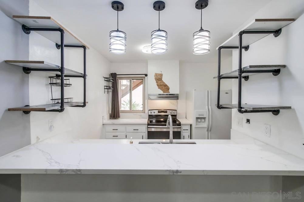 San Diego, CA 92111,4110 Mount Alifan Pl #B