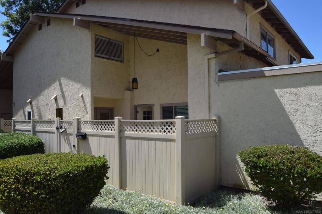 San Diego, CA 92105,5317 CAMINITO MINDY