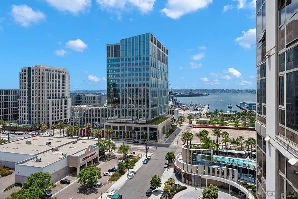 San Diego, CA 92101,700 W E Street #1306