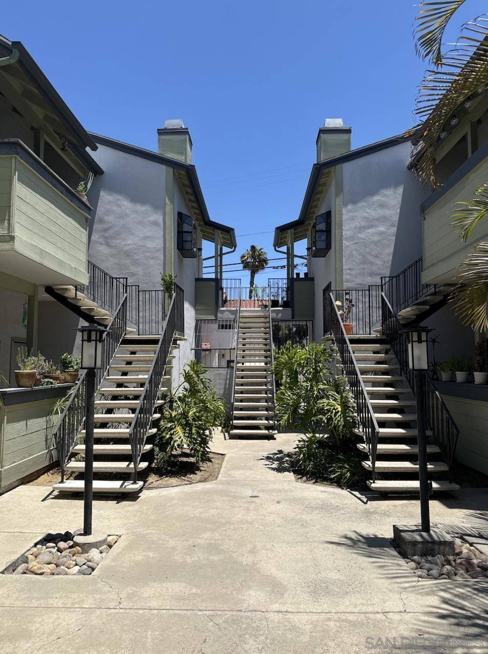San Diego, CA 92116,4435 Marlborough Avenue #7