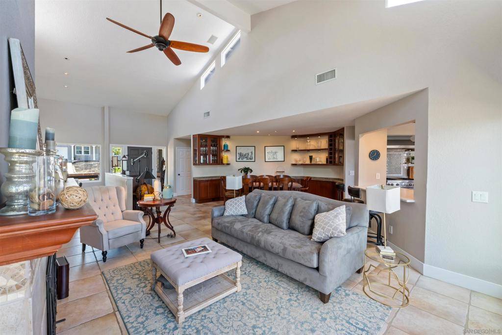 Poway, CA 92064,17924 Saint Andrews Dr